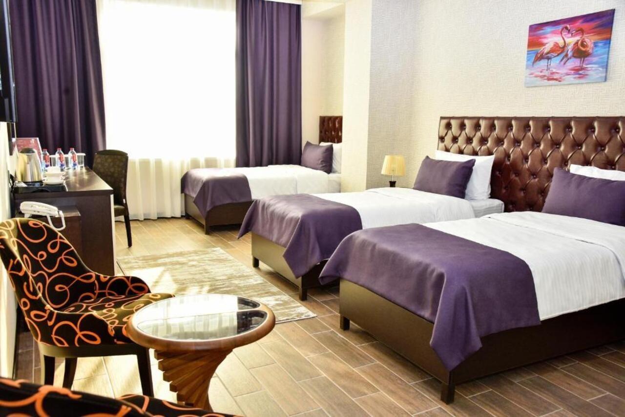 Supreme Hotel Baku Bagian luar foto