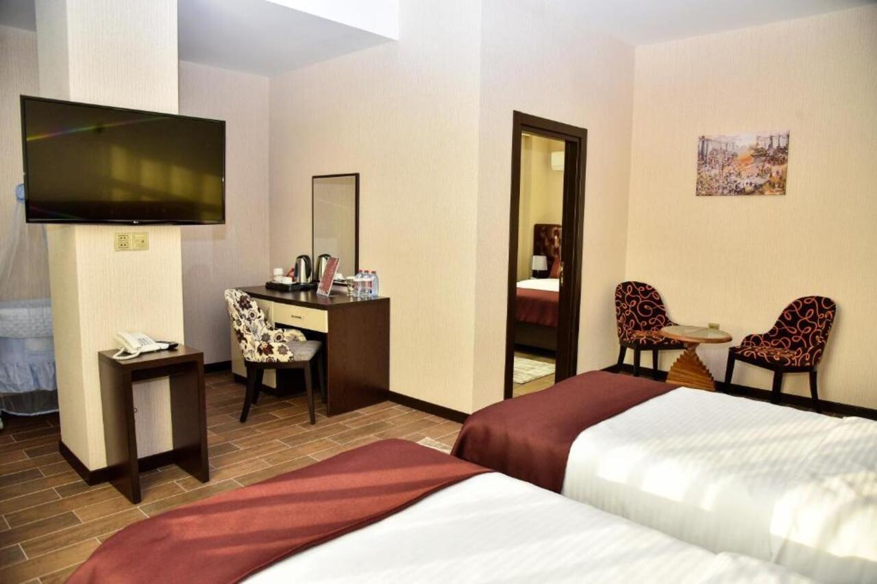 Supreme Hotel Baku Bagian luar foto