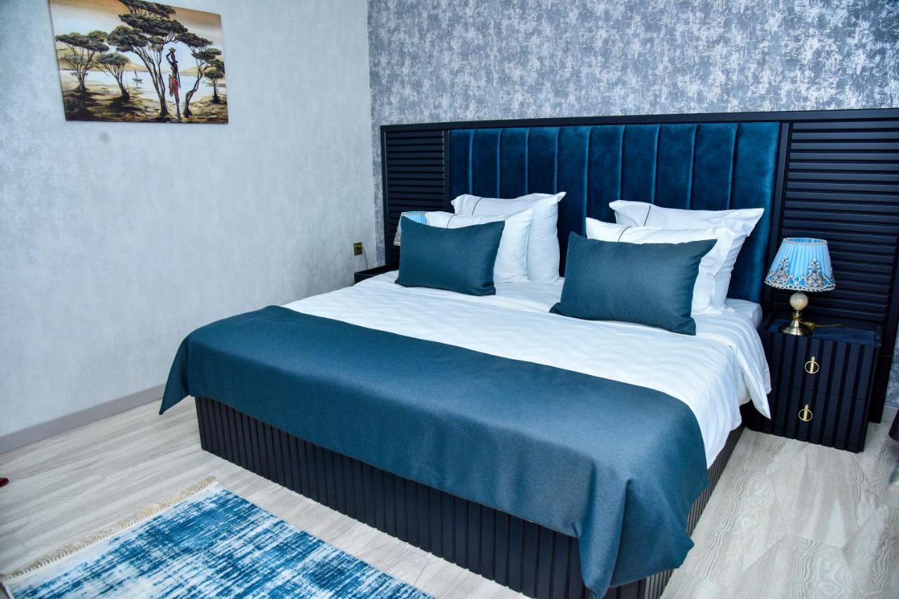 Supreme Hotel Baku Bagian luar foto