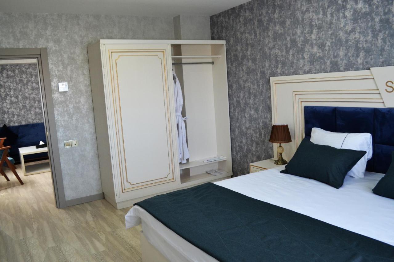 Supreme Hotel Baku Bagian luar foto